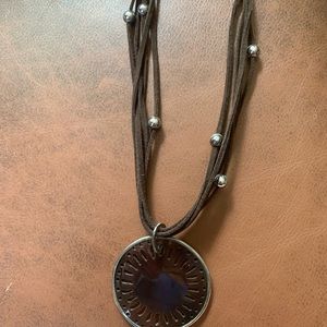 Silpada Pen shell statement necklace